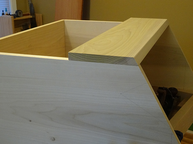 Mosquito_Dutch_Tool_Chest_DSC03017-W640.JPG