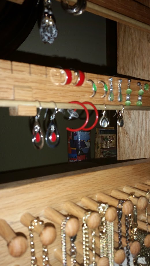 Mosquito_Earring_Rack_Finished_07-W640.jpg