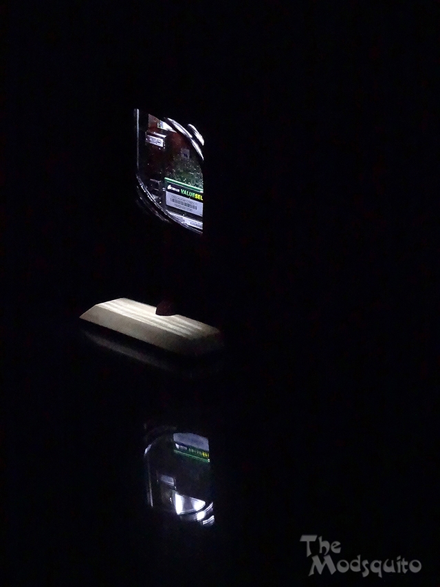 Mosquito_Hanging_in_the_balance_Intel_NUC_bit-tech_22.jpg