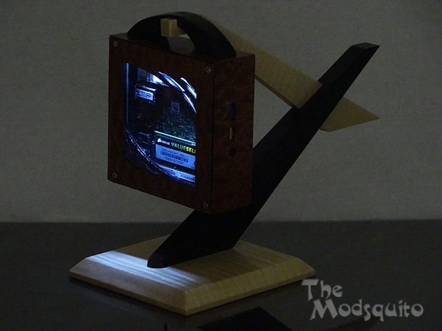 Mosquito_Hanging_in_the_balance_Intel_NUC_bit-tech_24.jpg