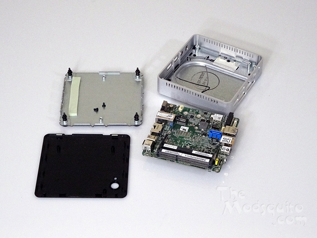 Mosquito_Hanging_in_the_balance_Intel_NUC_bit-tech_modzoo_DSC03470.JPG