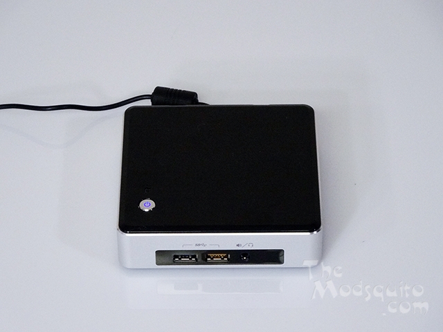 Mosquito_Hanging_in_the_balance_Intel_NUC_bit-tech_modzoo_DSC03477.JPG