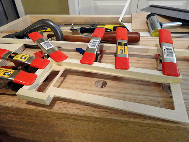 Mini_Watercooled_HTPC_modsquito_wood_scratch_build_DSC02173-W640.JPG