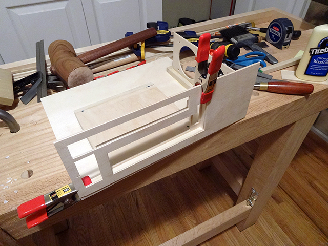 Mini_Watercooled_HTPC_modsquito_wood_scratch_build_DSC02290-W640.JPG