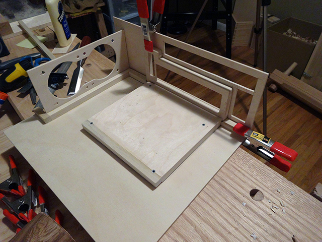 Mini_Watercooled_HTPC_modsquito_wood_scratch_build_DSC02291-W640.JPG