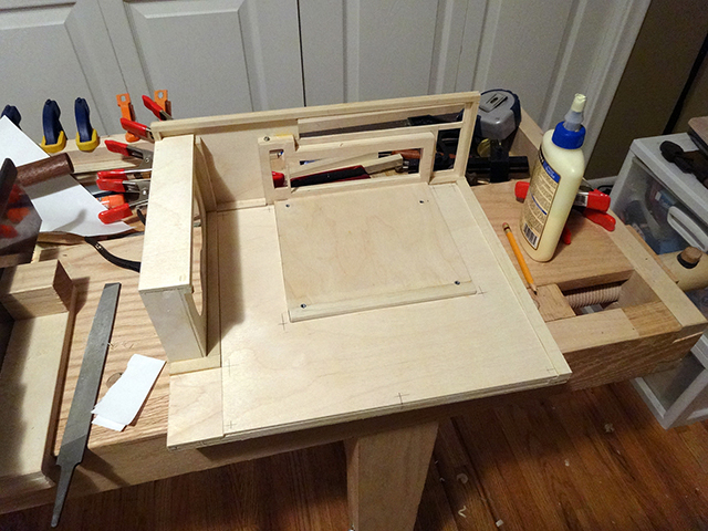 Mini_Watercooled_HTPC_modsquito_wood_scratch_build_DSC02296-W640.JPG