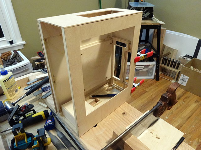 Mini_Watercooled_HTPC_modsquito_wood_scratch_build_DSC02456-W640.JPG