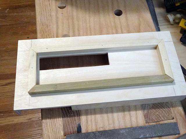 Mini_Watercooled_HTPC_modsquito_wood_scratch_build_DSC02492-W640.JPG