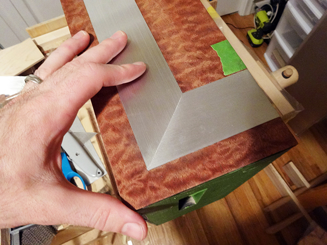 Mini_Watercooled_HTPC_modsquito_wood_scratch_build_DSC02545-W640.JPG