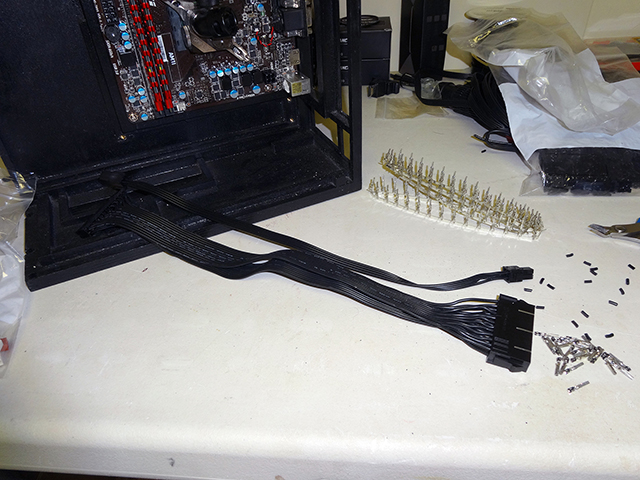Mini_Watercooled_HTPC_modsquito_wood_scratch_build_DSC02573-W640.JPG