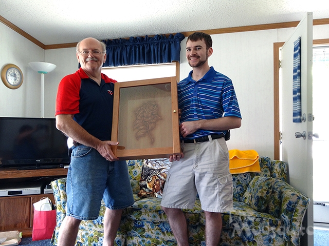 Mosquito_Rose_Shadowbox_DSC03942.jpg