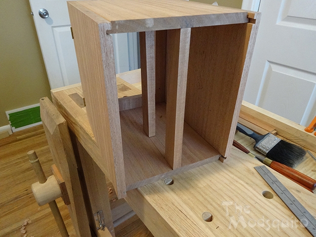 Mosquito_Victorian_Wooden_Desktop_G.Skill_DSC03459.JPG