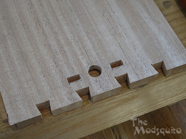 Mosquito_Victorian_Wooden_Desktop_G.Skill_DSC03678.jpg