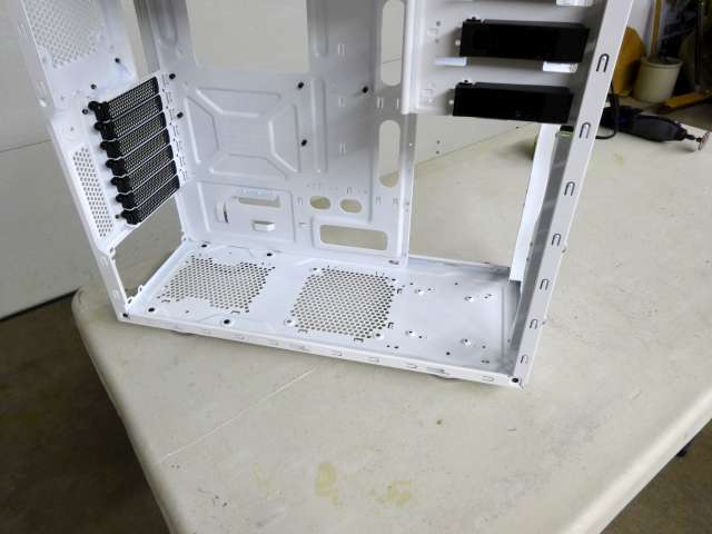 Mosquito_NZXT_H230_PrimoChill_LRT_Liquid_DSC00251-W640.jpg