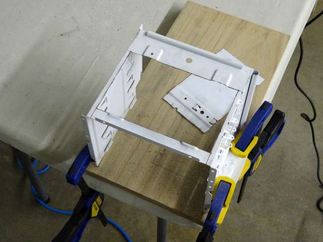 Mosquito_NZXT_H230_PrimoChill_LRT_Liquid_DSC00255-W640.jpg