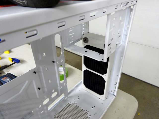 Mosquito_NZXT_H230_PrimoChill_LRT_Liquid_DSC00256-W640.jpg