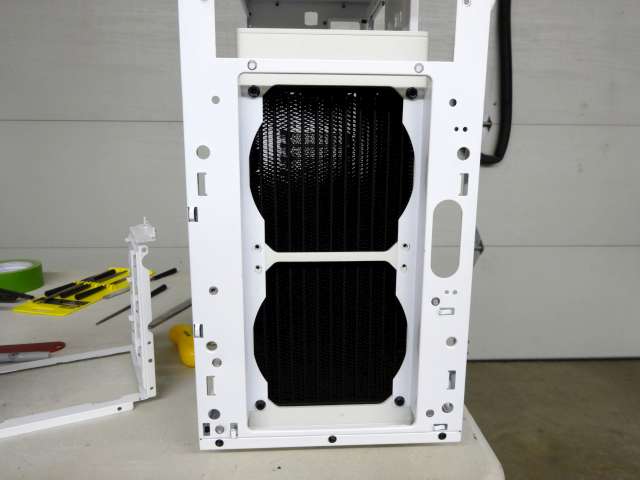 Mosquito_NZXT_H230_PrimoChill_LRT_Liquid_DSC00268-W640.jpg