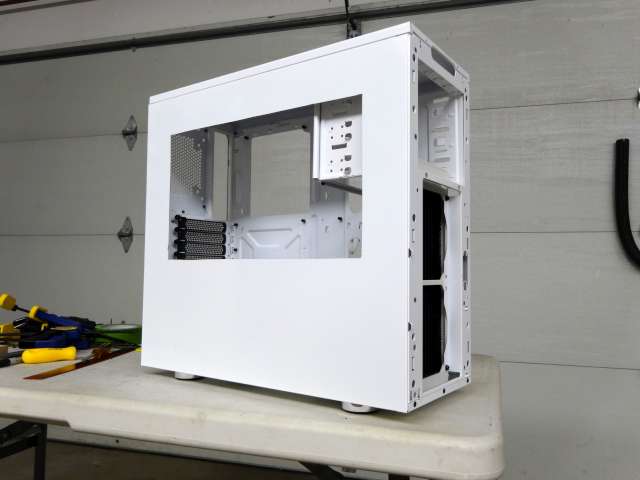 Mosquito_NZXT_H230_PrimoChill_LRT_Liquid_DSC00270-W640.jpg