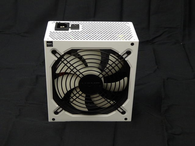 Mosquito_NZXT_H230_PrimoChill_LRT_Liquid_DSC00423-W640.JPG