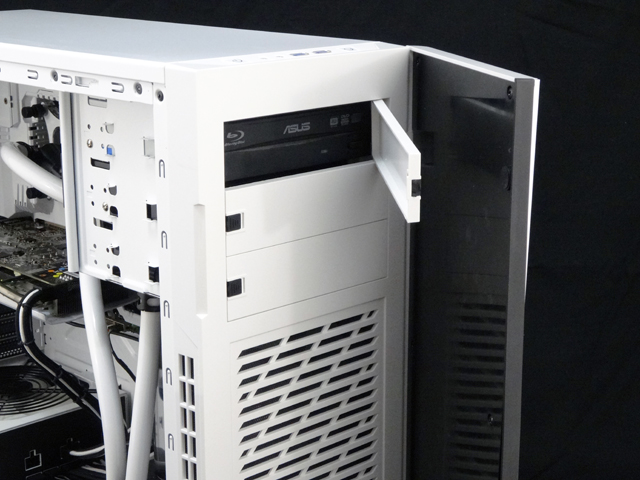 Mosquito_NZXT_H230_PrimoChill_LRT_Liquid_DSC00677-W640.JPG