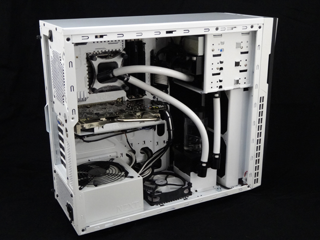 Mosquito_NZXT_H230_PrimoChill_LRT_Liquid_DSC00684-W640.JPG